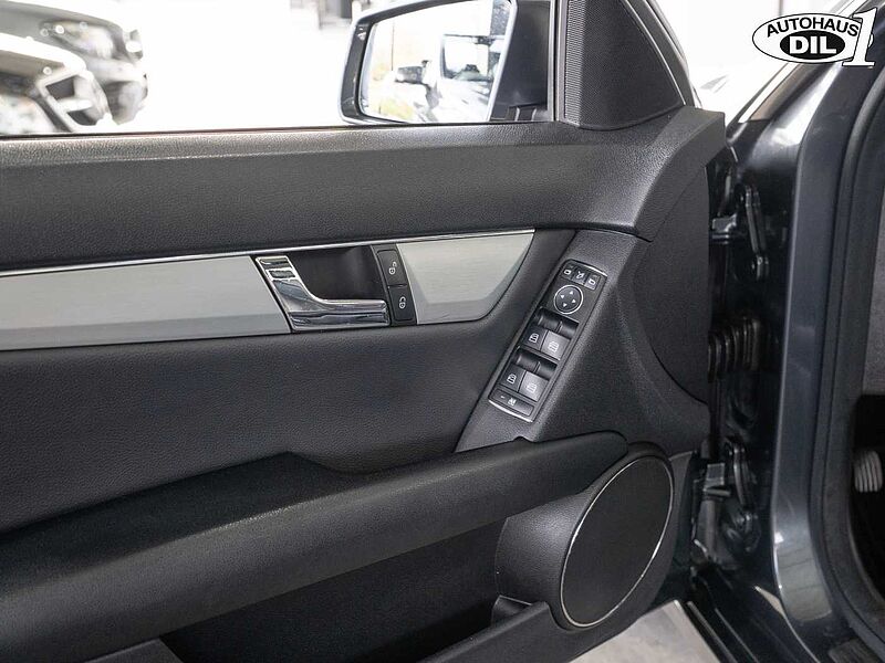 Mercedes-Benz C 250 CGI T *XENON*PDC*SCHIEBEDACH*