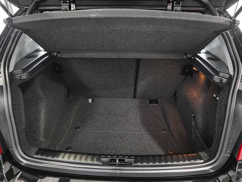 BMW 116i *MOTOR SCHADEN*